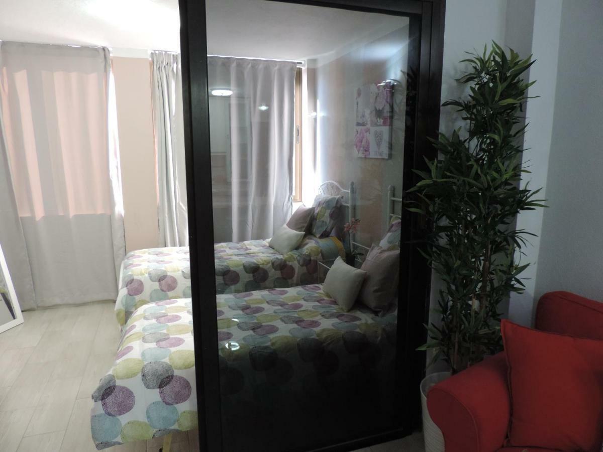 Piso Puerto Naos A 1 Minuto De La Playa Apartment Puerto De Naos Екстериор снимка
